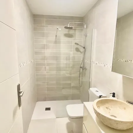 Precioso Con Piscina En 1a Linea Playa * Dénia