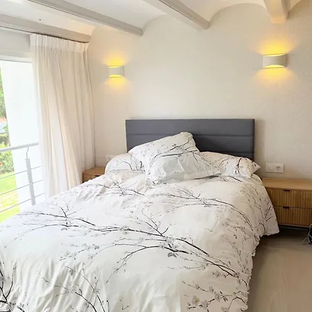 Apartamento Precioso Con Piscina En 1a Linea Playa