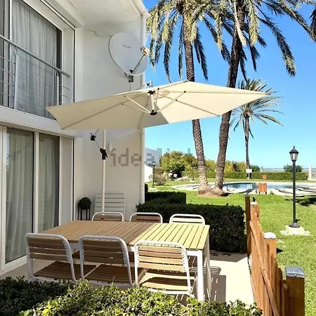 Precioso Con Piscina En 1a Linea Playa *