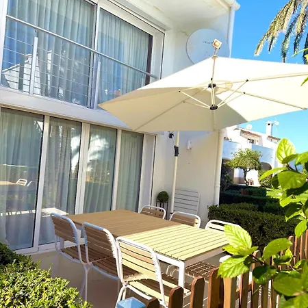 Precioso Con Piscina En 1a Linea Playa *